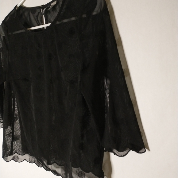 Divided women's black sheer top size 4 - Picture 4 of 6